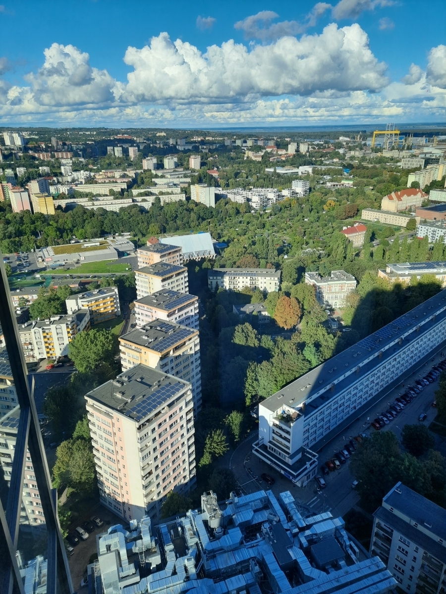 Hanza Tower by Sunny